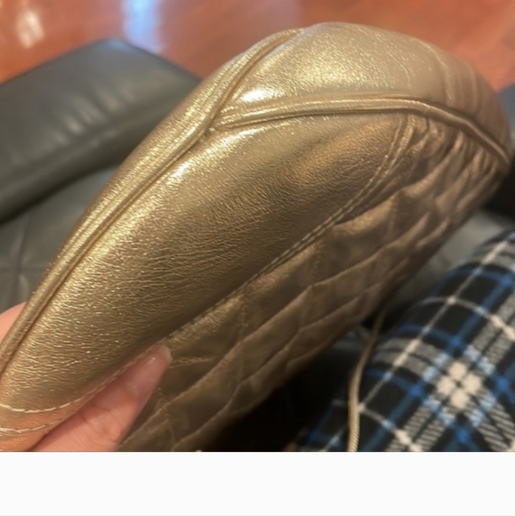 Designer BURBERRY Brooke Metallic Calfskin Quilted Hoxton Hobo - Picture 5 of 12